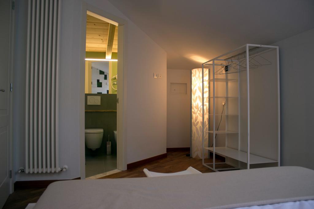 Largo Fileni 7 Bed and Breakfast San Benedetto del Tronto Kamer foto