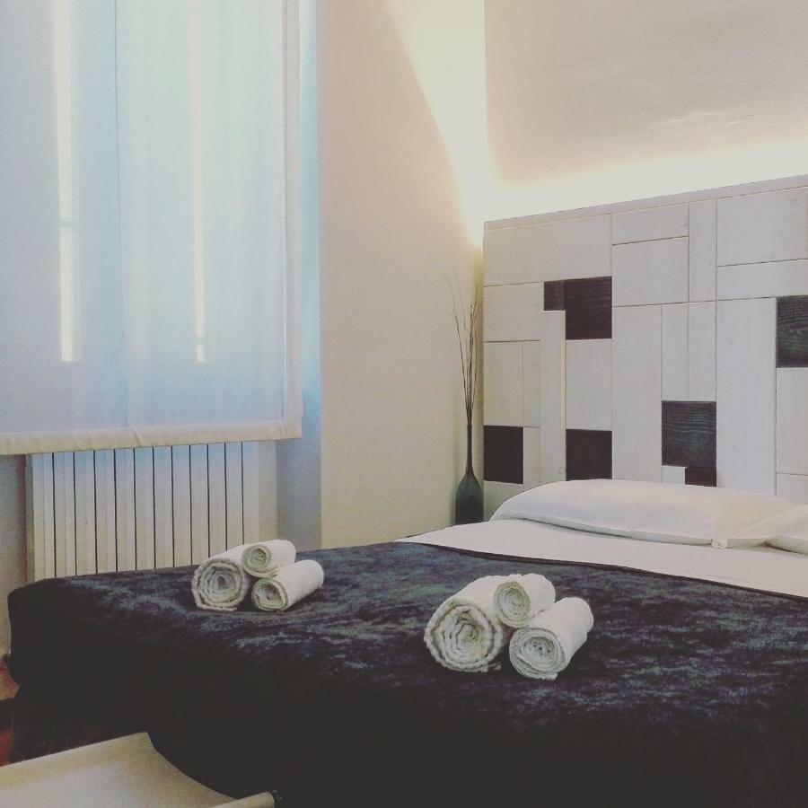 Largo Fileni 7 Bed and Breakfast San Benedetto del Tronto Buitenkant foto